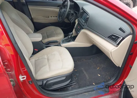 2017 Hyundai Elantra Se z USA, uszkodzony, nr VIN KMHD84LF2HU417539